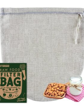 Filterbeutel mit Verpackung und Nussmilch von Nectarbar aus Leinen